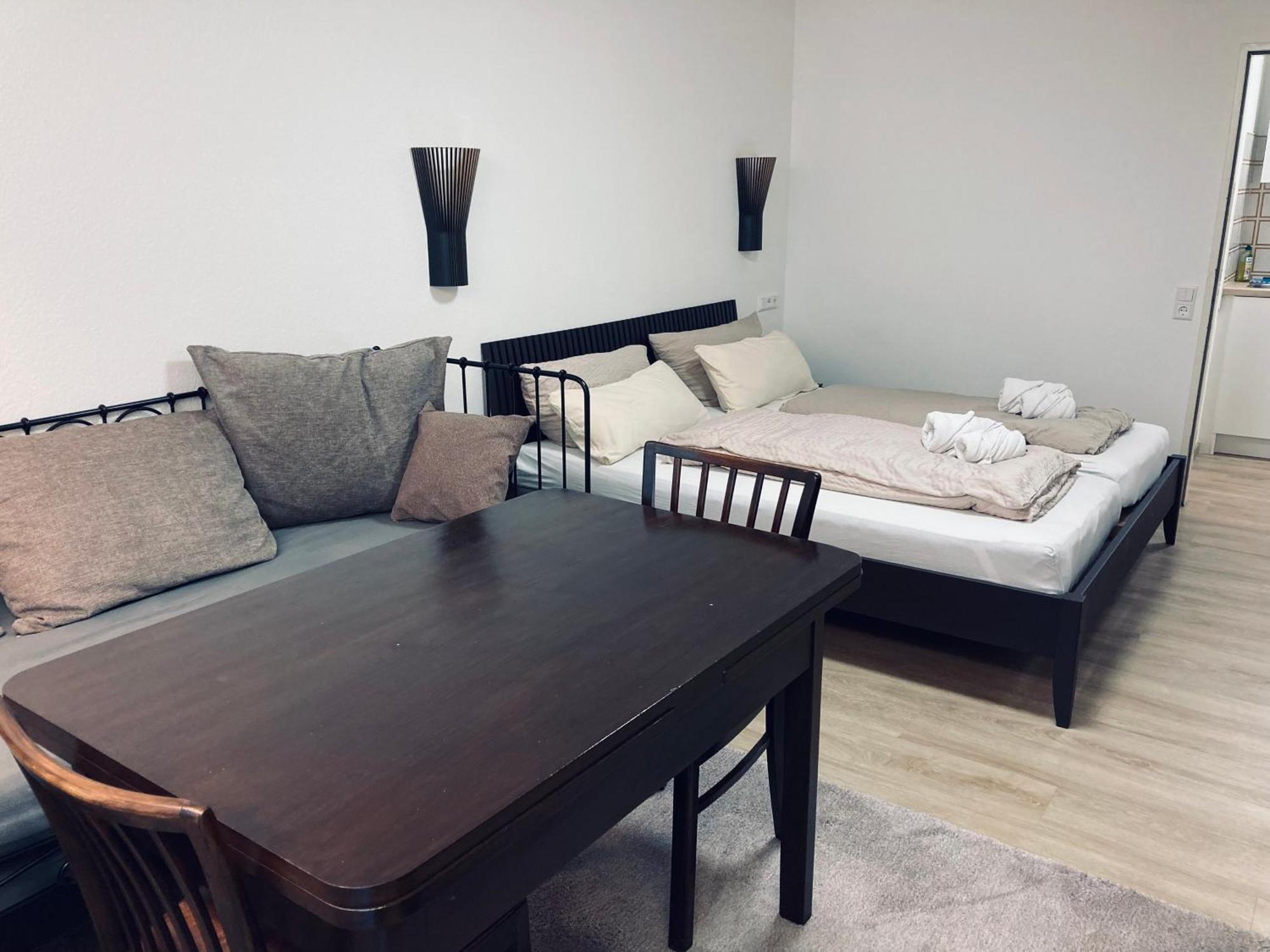 Free Apartment - Ermstal Bad Urach Luaran gambar